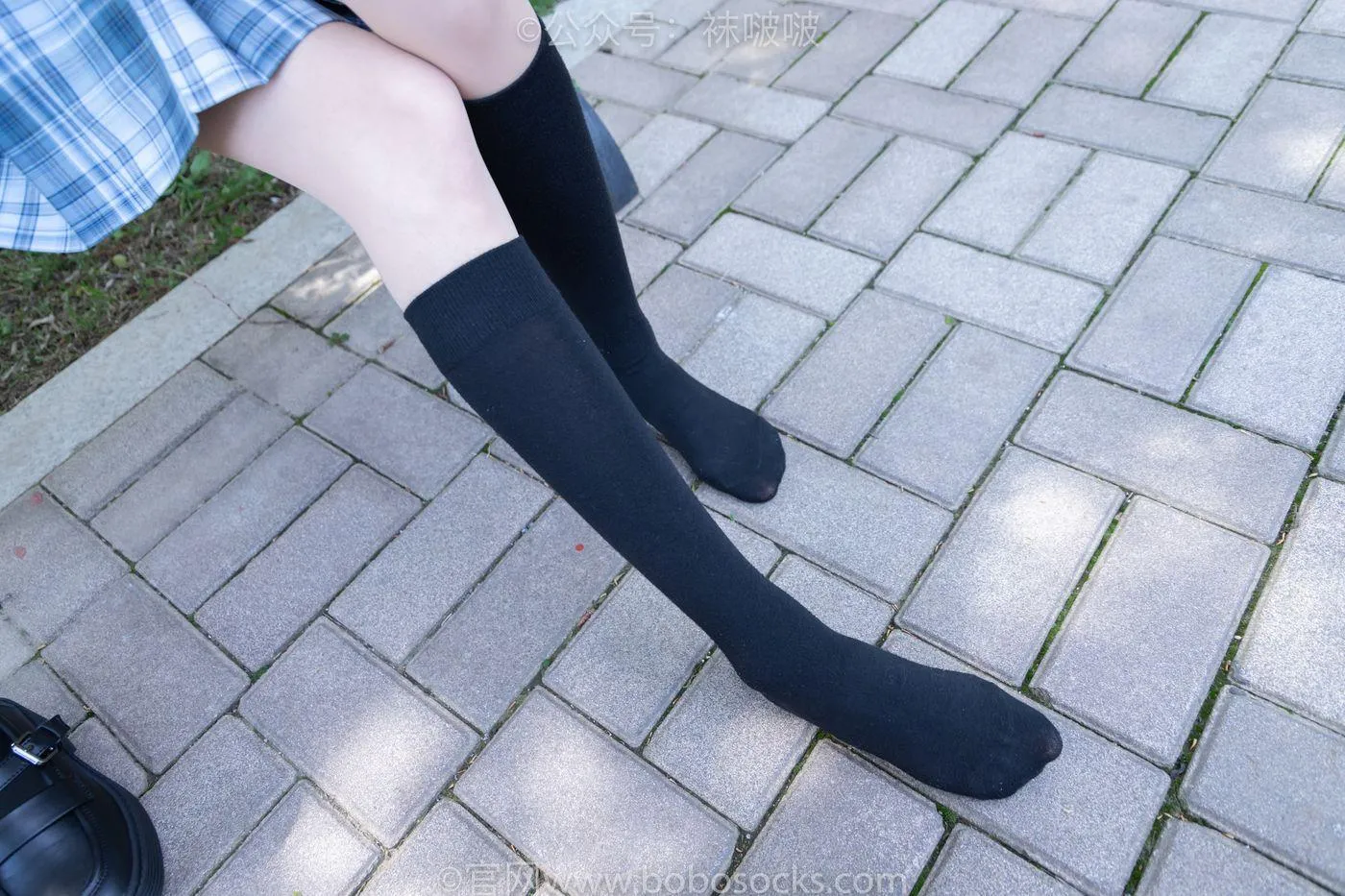 [BoBoSocks袜啵啵]NO.007 稚予-JK制服、皮鞋、黑色中筒棉袜、肉丝 [143P]插图1